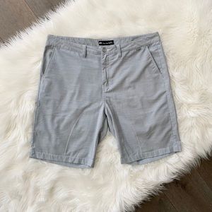 Travis Mathew Gray Stripe Stretch Golf Shorts 38